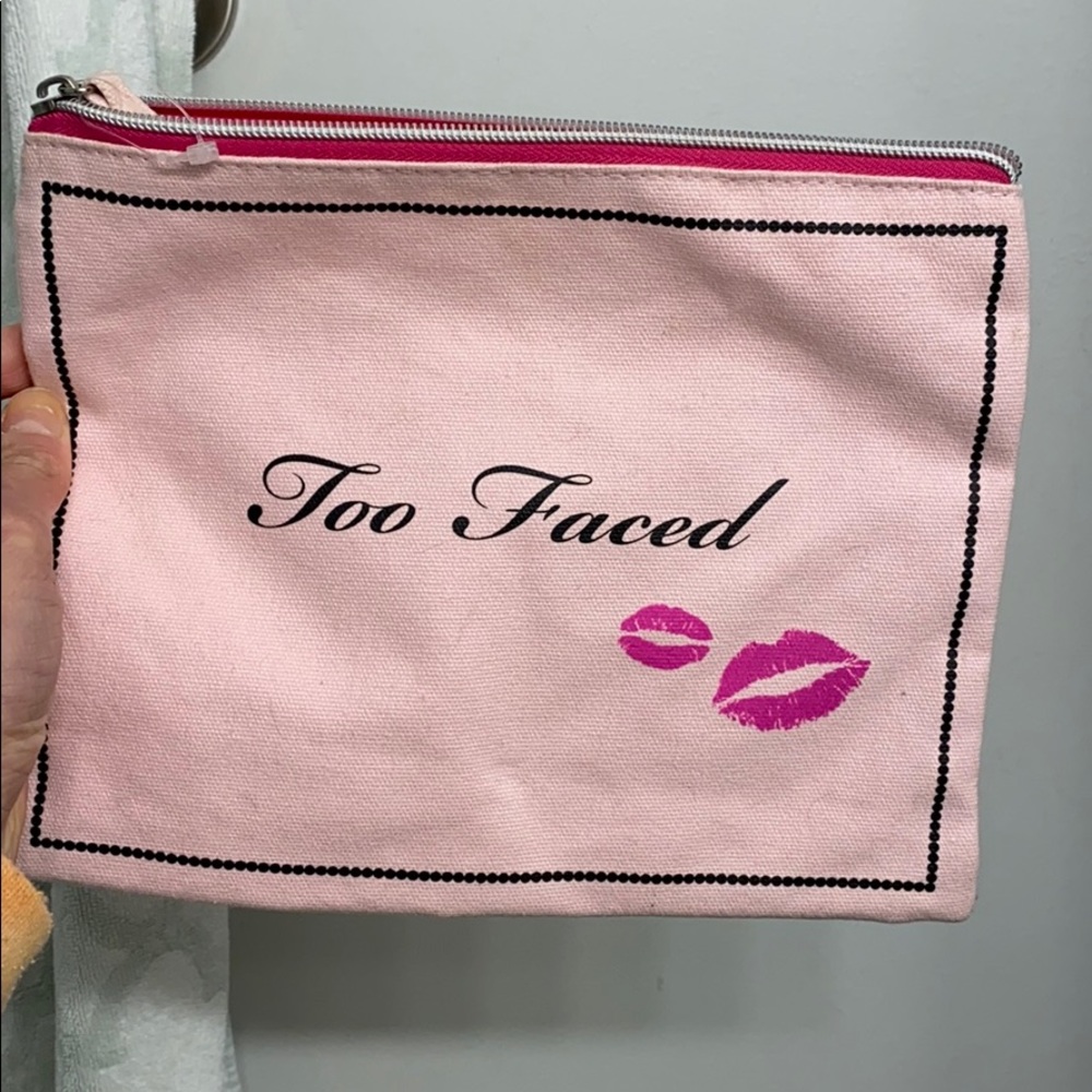 Too Faced Cosmetic Bag - Picture 4 of 5